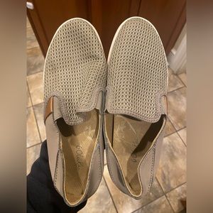 Olukai pehuea shoes.